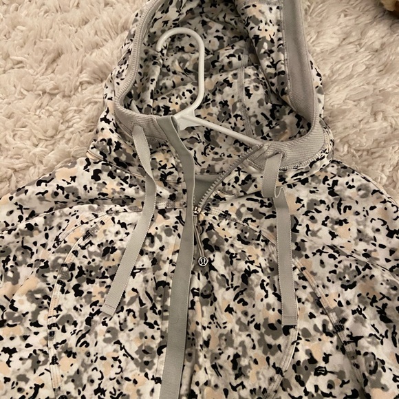 lululemon athletica Tops - Lululemon zip up never worn